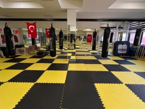 Temel Kick Boks Eğitimi ( 7-10 Yaş)