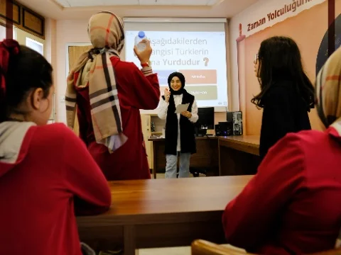 Köklerden Göklere Tarih Atölyesi
