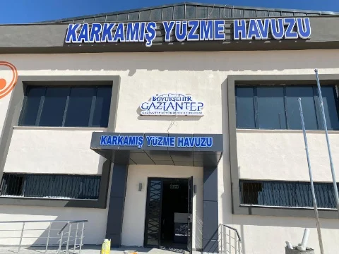 Karkamış Yüzme Havuzu